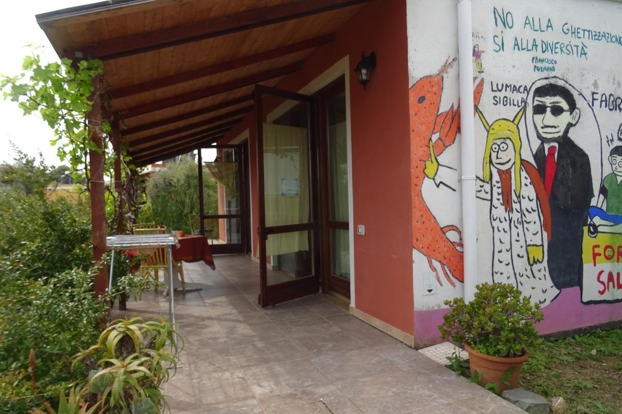 B&B Casa Per Ferie Villaggiocarovana Castiadas Buitenkant foto
