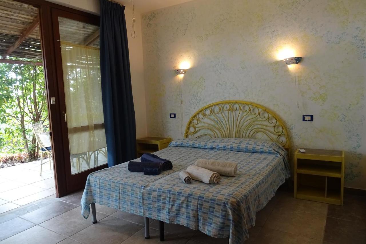 B&B Casa Per Ferie Villaggiocarovana Castiadas Buitenkant foto